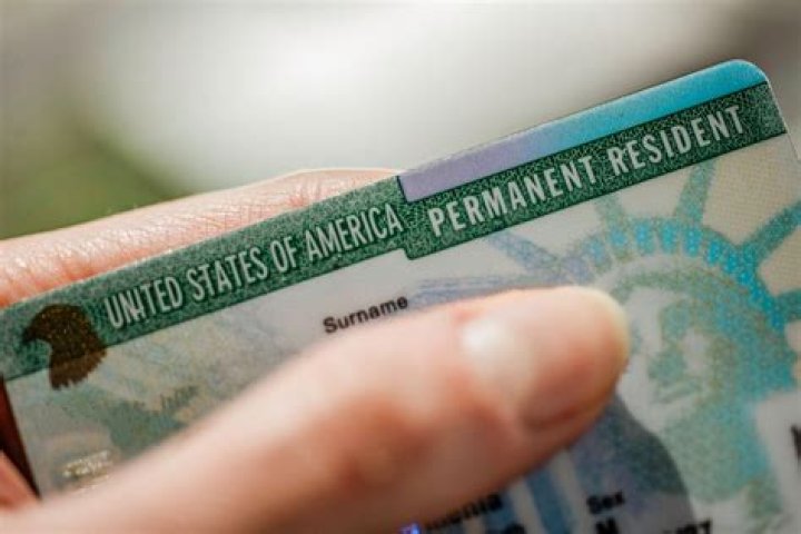 Can I reenter the US from Canada with a green card?